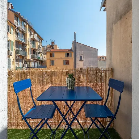 Renting - 35b Massena - Chic Cosy Calm Balcony Massena Pedestrian Heart アパート